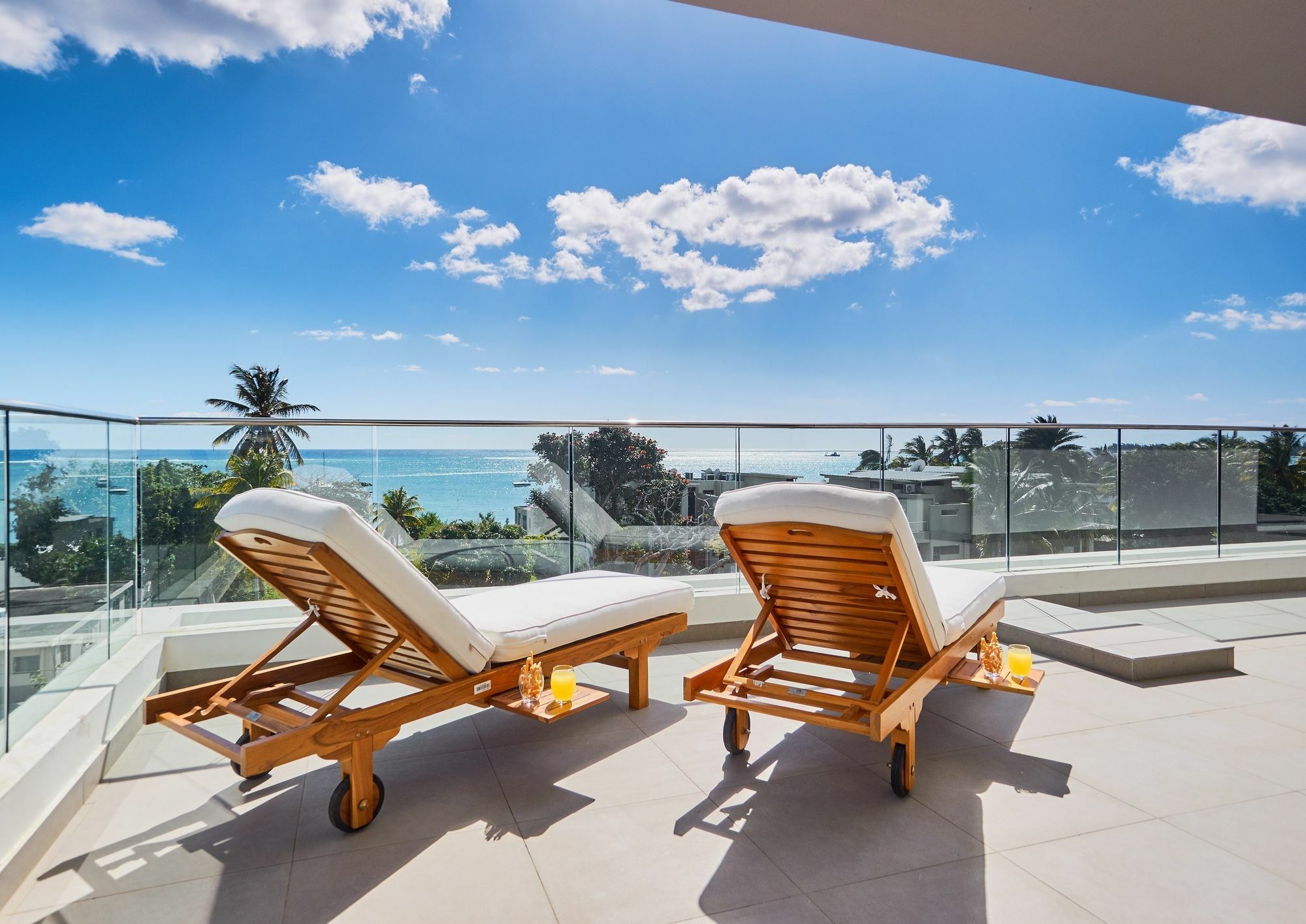 Liberty Drive Apartments & Penthouses By Lov Trou aux Biches Ngoại thất bức ảnh